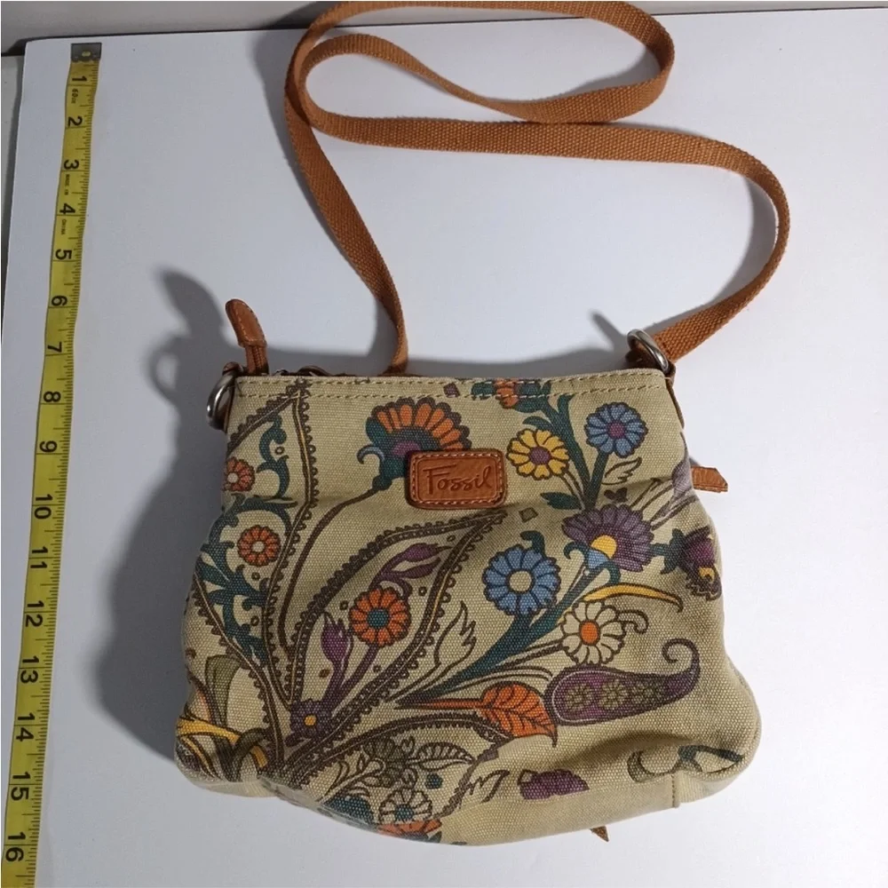 Fossil Vintage Cotton Floral Print Crossbody bag In Tan With Brown Leather Strap